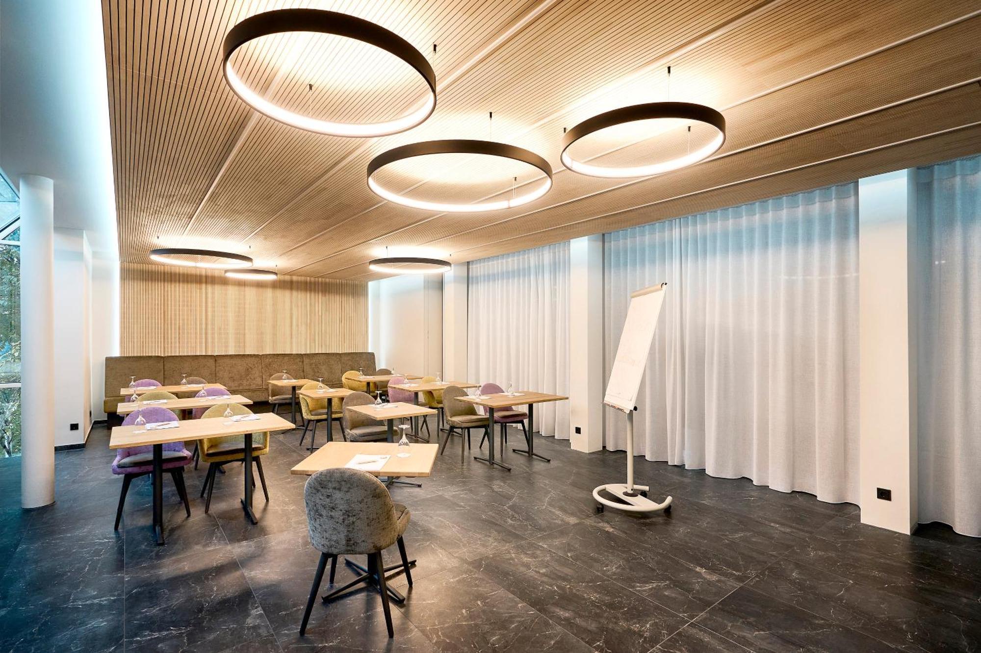 Hotel Akzent Restaurant Altdorfer Hof